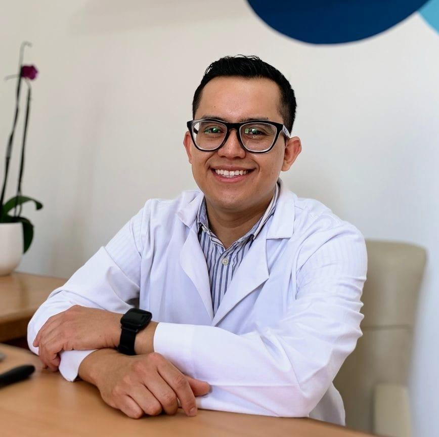 Dr. Alejandro Miguel Zambrano